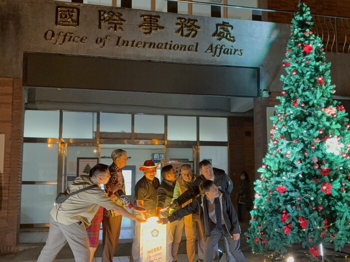 點燈師長大合照2