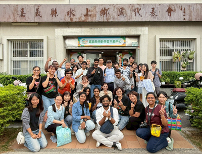 中正大學USR團隊推動跨文化永續農耕——國際學生齊聚嘉義水上,體驗紅骨仙草種植與樂齡共學